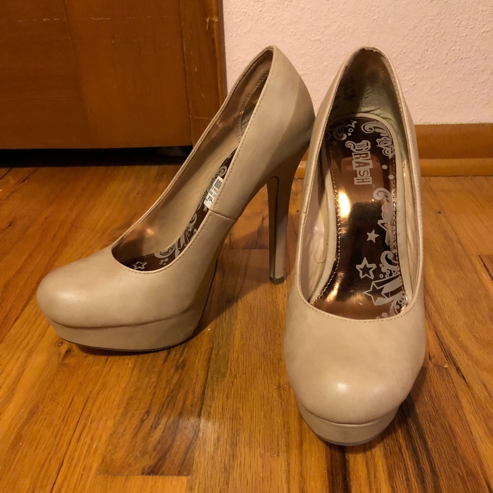 Tan heels